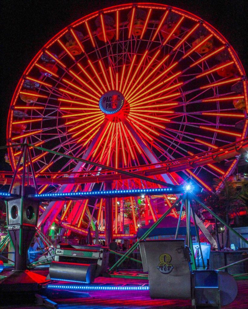 A heart on the Pacific Wheel - Photo by de.herrera