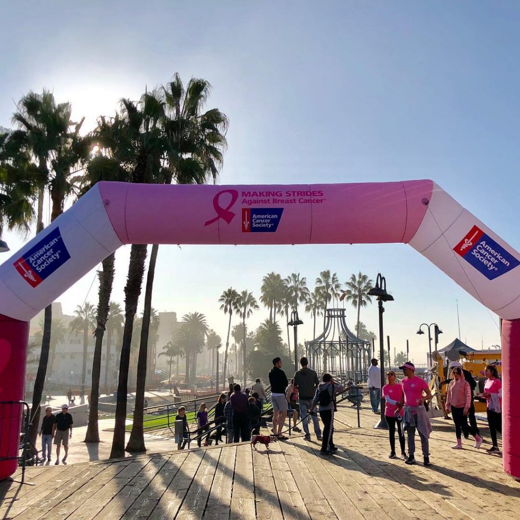 Making Strides Against Breast Cancer Walk Santa Monica | Photo by @elevateptfit