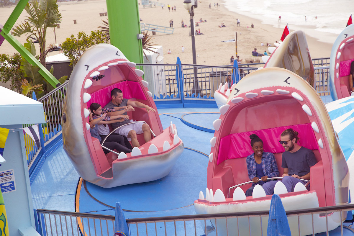 shark frenzy santa monica pier ride