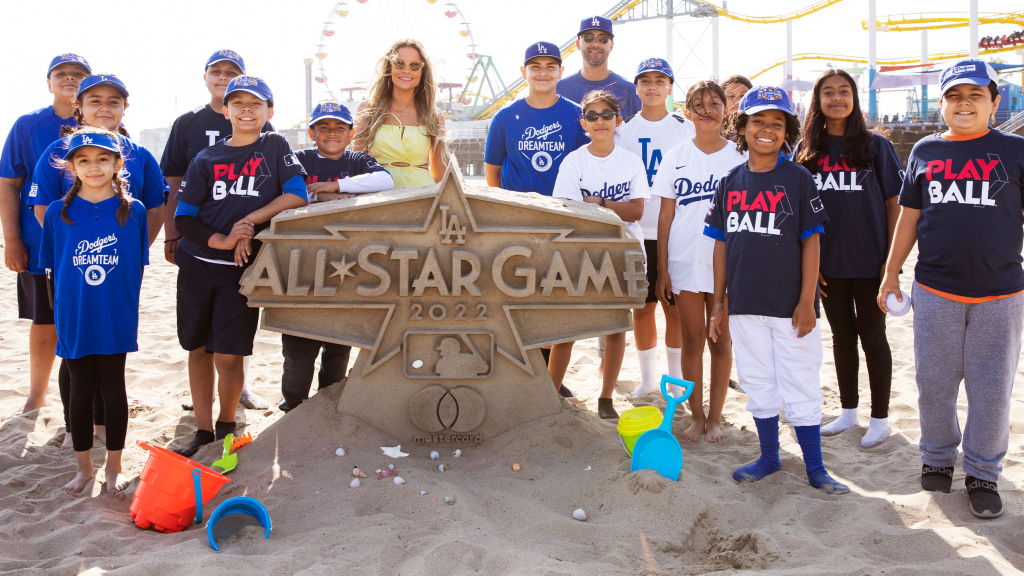 mlb ocean front santa monica pier